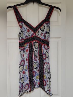 Bisou Bisou White Floral Camisole with Black, Red, Blue and Yellow Accents